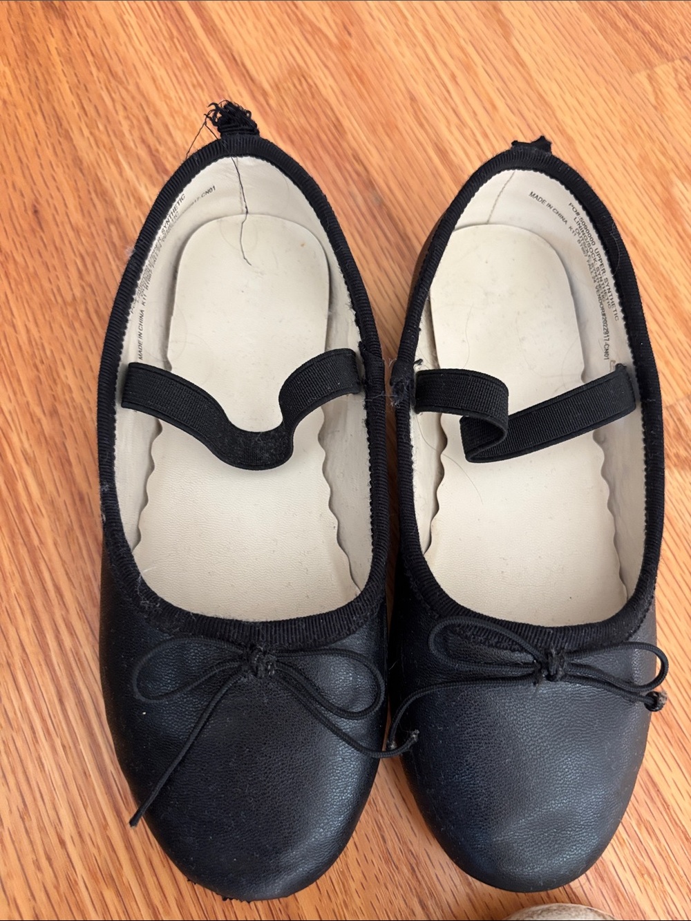 Black ballet flats - Picture 3 of 4